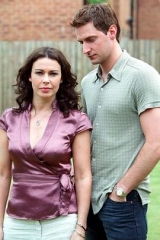 一床之隔 一床之隔